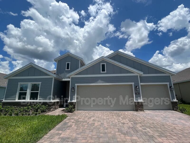 1961 Winnie Ct. in Orlando, FL - Building Photo