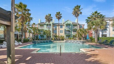 7000 Seawall Blvd in Galveston, TX - Foto de edificio - Building Photo