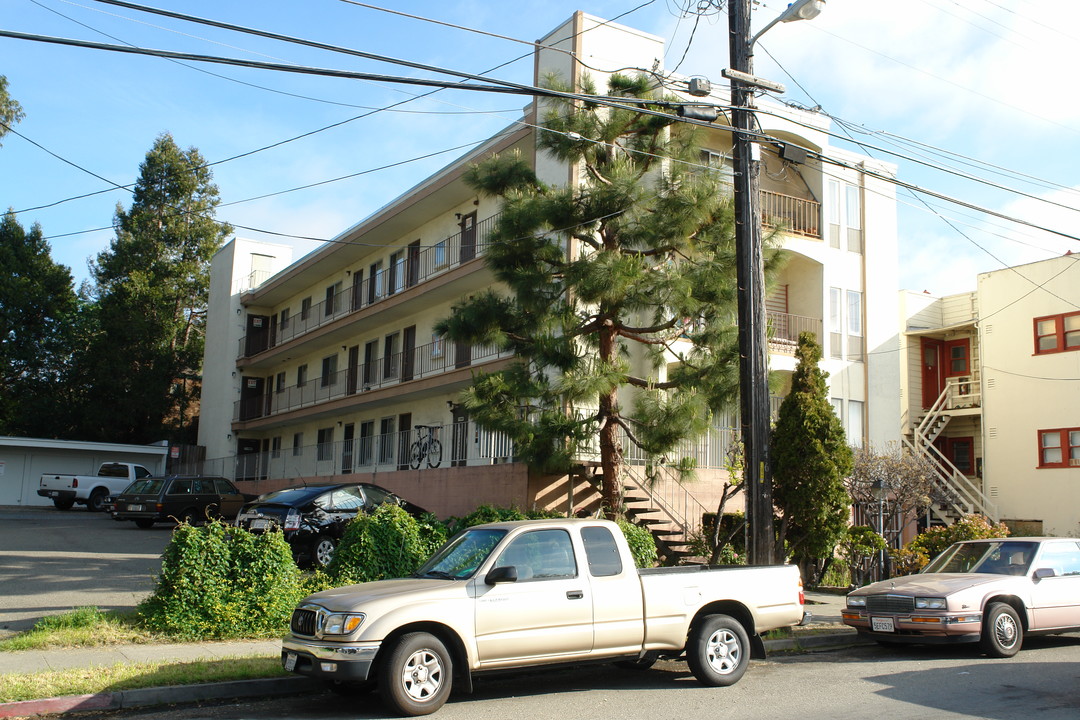 2017 Berkeley Way in Berkeley, CA - Building Photo