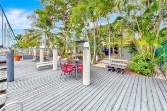 322 Hendricks Is, Unit 3 in Fort Lauderdale, FL - Foto de edificio - Building Photo