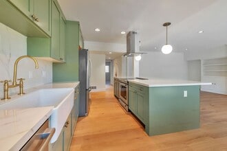 2355 Sharon Rd in Menlo Park, CA - Building Photo - Building Photo
