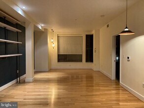 1435 Chapin St NW in Washington, DC - Foto de edificio - Building Photo
