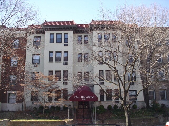 3616 Connecticut Ave NW in Washington, DC - Building Photo