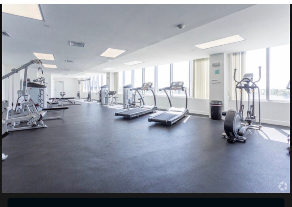 234 NE 3rd St, Unit 1005 in Miami, FL - Foto de edificio