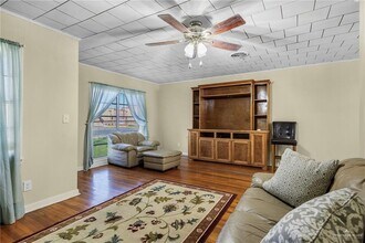 25 W Kelly Ave in Pharr, TX - Building Photo - Building Photo