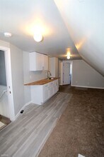 12097 Lumpkin St in Hamtramck, MI - Building Photo - Building Photo