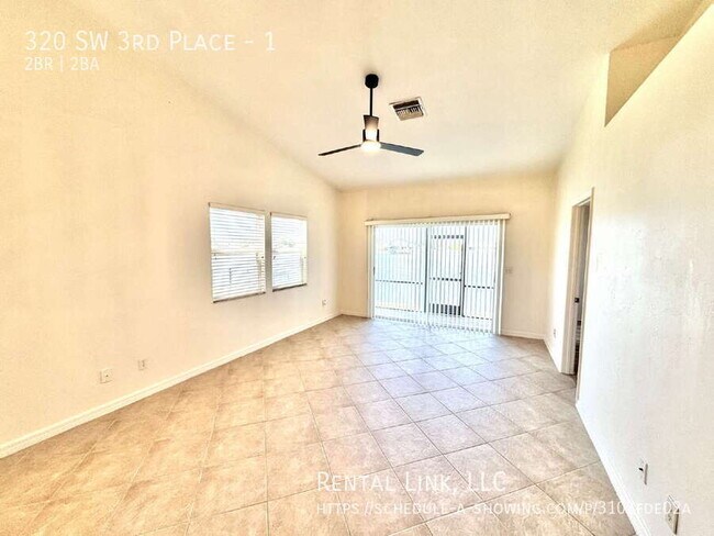 320 SW 3rd Pl, Unit 1 in Cape Coral, FL - Building Photo - Building Photo