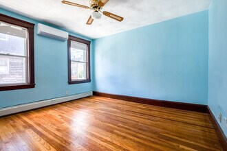 336 Riverside Ave, Unit 1 in Medford, MA - Building Photo - Building Photo