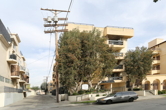 Amherst Apartments in Los Angeles, CA - Building Photo - Building Photo