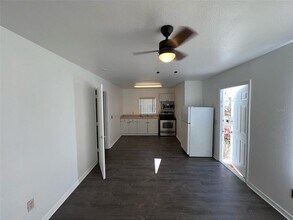 833 Caribbean Dr in Davenport, FL - Building Photo - Building Photo