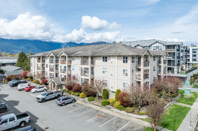Logan Place and Manor in Chilliwack, BC - Building Photo - Primary Photo