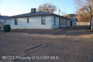 914, 918 and 922 Walnut in Farmington, NM - Building Photo