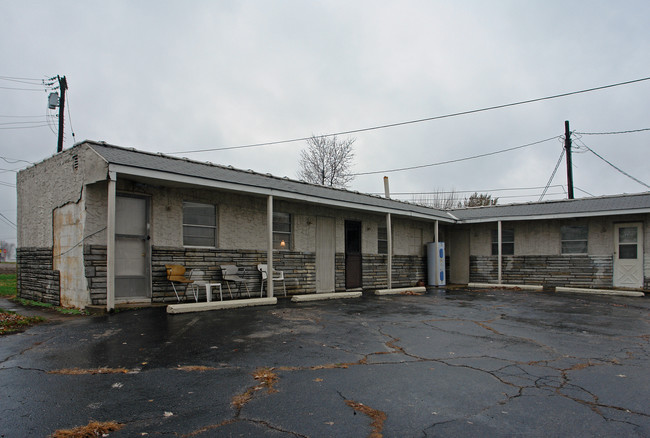 4160 Hamilton Eaton Rd in Hamilton, OH - Building Photo - Building Photo