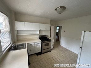 27R Albion St in Somerville, MA - Building Photo - Building Photo