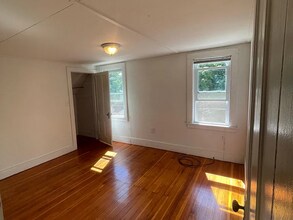 45 Reservoir Rd-Unit -Unit 3 in Northampton, MA - Building Photo - Building Photo