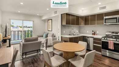 1446 N Detroit St-Unit -304.334138 in Los Angeles, CA - Building Photo - Building Photo