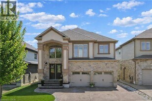 26 Watervale Dr in Kitchener, ON - Building Photo