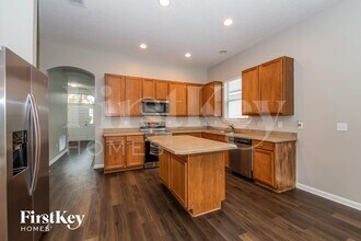 4023 Leatherwood Dr in Orange Park, FL - Foto de edificio - Building Photo