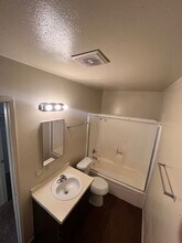 10742 E Exposition Ave in Aurora, CO - Foto de edificio - Building Photo