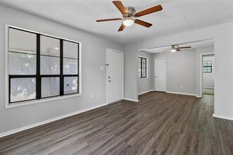 3735 Morris St in Dallas, TX - Building Photo - Building Photo