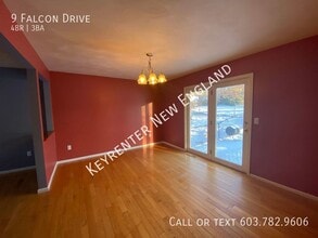 9 Falcon Dr in Hudson, NH - Building Photo - Building Photo