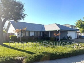 1177 Chianti Ln in Manteca, CA - Building Photo - Building Photo