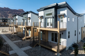 Desert Sol Villas in Moab, UT - Building Photo - Building Photo