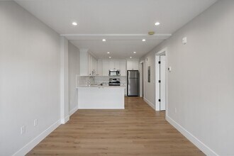 186 Bedford St in Lexington, MA - Building Photo - Building Photo