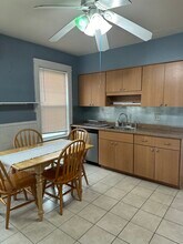 24 Olcott St, Unit 24 Olcott st in Watertown, MA - Building Photo - Building Photo