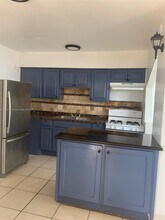 16651 NE 20th Ave-Unit -1 in North Miami Beach, FL - Building Photo - Building Photo