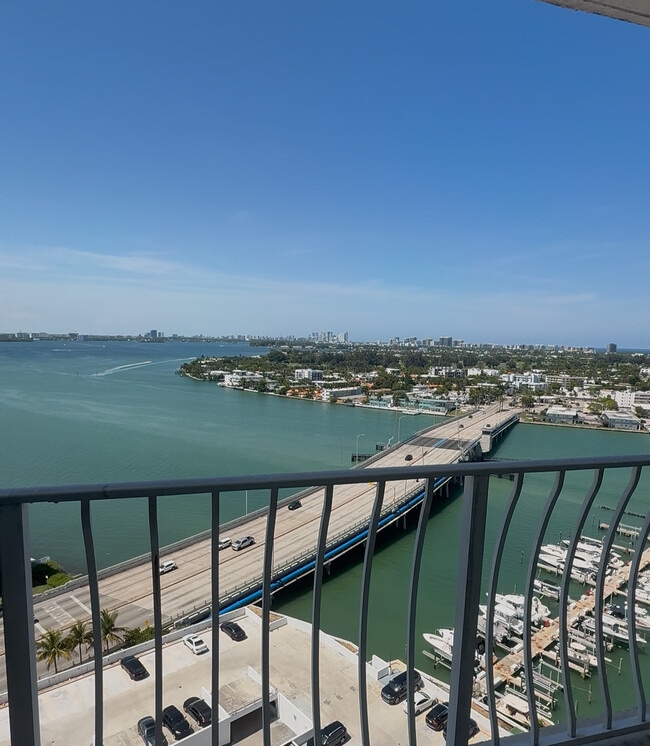 property at 7601 E Treasure Dr