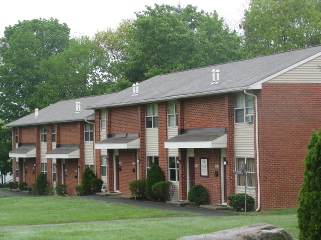 Scott Gardens Apartments Photo