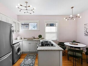 6070 N Hermitage Ave in Chicago, IL - Building Photo - Building Photo
