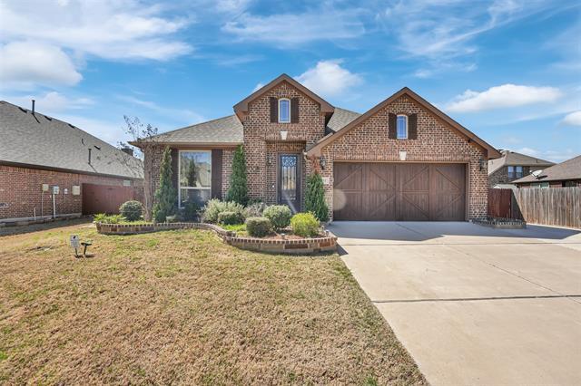 512 Carnation Ln in Mansfield, TX - Building Photo