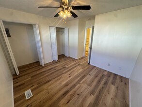 208 Lindell Dr in Normal, IL - Building Photo - Building Photo