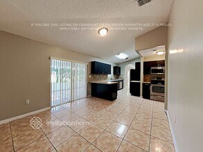 10660 SW 21st St in Miramar, FL - Building Photo - Building Photo