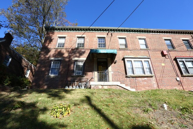 800 Taylor St NE in Washington, DC - Building Photo - Building Photo