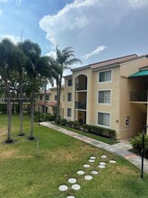 1721 Village Blvd in West Palm Beach, FL - Building Photo - Building Photo