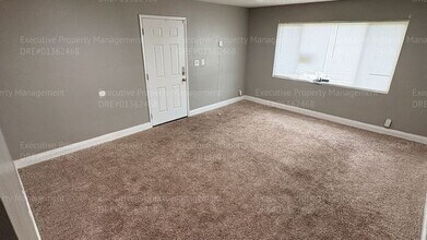 515 Lincoln Ave in Bakersfield, CA - Building Photo - Building Photo