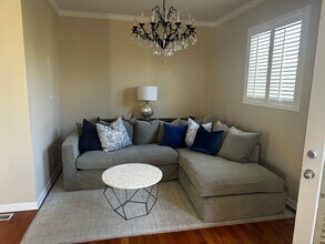 425 11th St in Hermosa Beach, CA - Building Photo - Building Photo