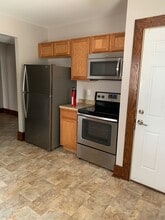 227 Sheldon Ave in Ames, IA - Building Photo - Building Photo