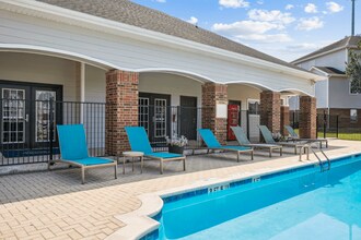 Shadow Ridge Apartments in Houston, TX - Building Photo - Building Photo