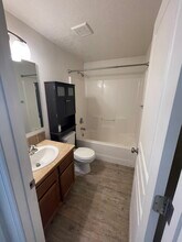 8013 W 6th Ave in Kennewick, WA - Building Photo - Building Photo
