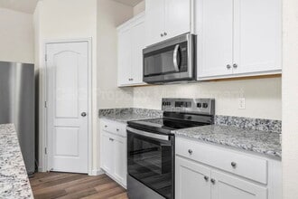6505 Jackpot Pl in Riverbank, CA - Building Photo - Building Photo
