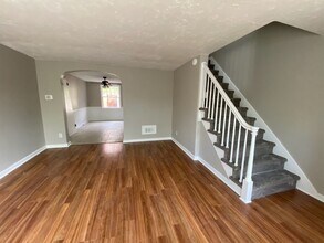 2450 Brookwood St in Harrisburg, PA - Building Photo - Building Photo