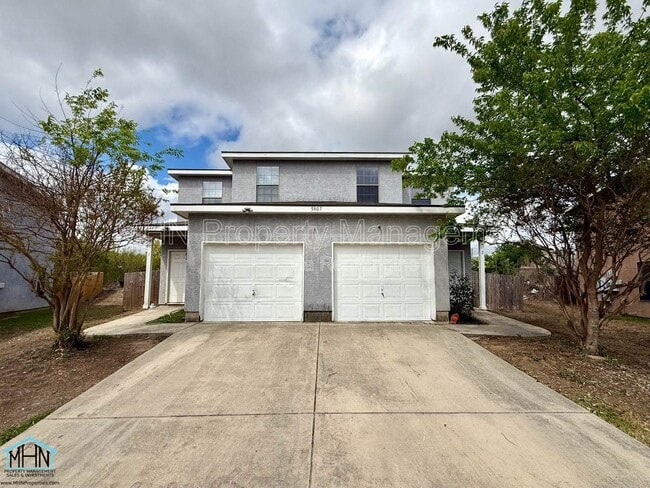 property at 5807 Golf Bend