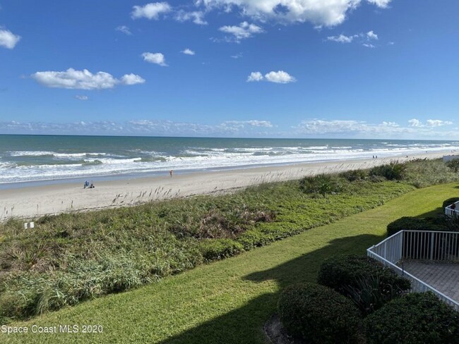 1919 Jimmy Buffett Mem Hwy in Indian Harbour Beach, FL - Building Photo - Building Photo
