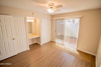 6721 E McDowell Rd, Unit 304 in Scottsdale, AZ - Building Photo - Building Photo