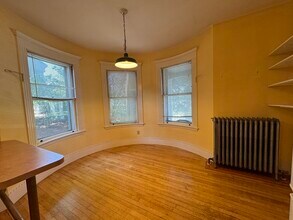 590 Cambridge St in Boston, MA - Foto de edificio - Building Photo