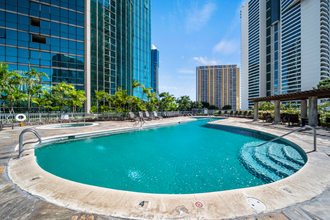 1177 Queen St in Honolulu, HI - Foto de edificio - Building Photo